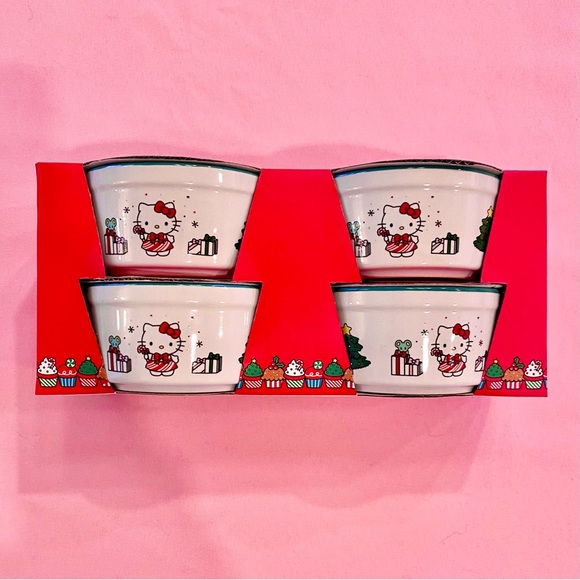 Hello Kitty Christmas Ramekin Holiday Bowl R Set of 4 Sanrio Stripe Red Dress - Picture 5 of 6